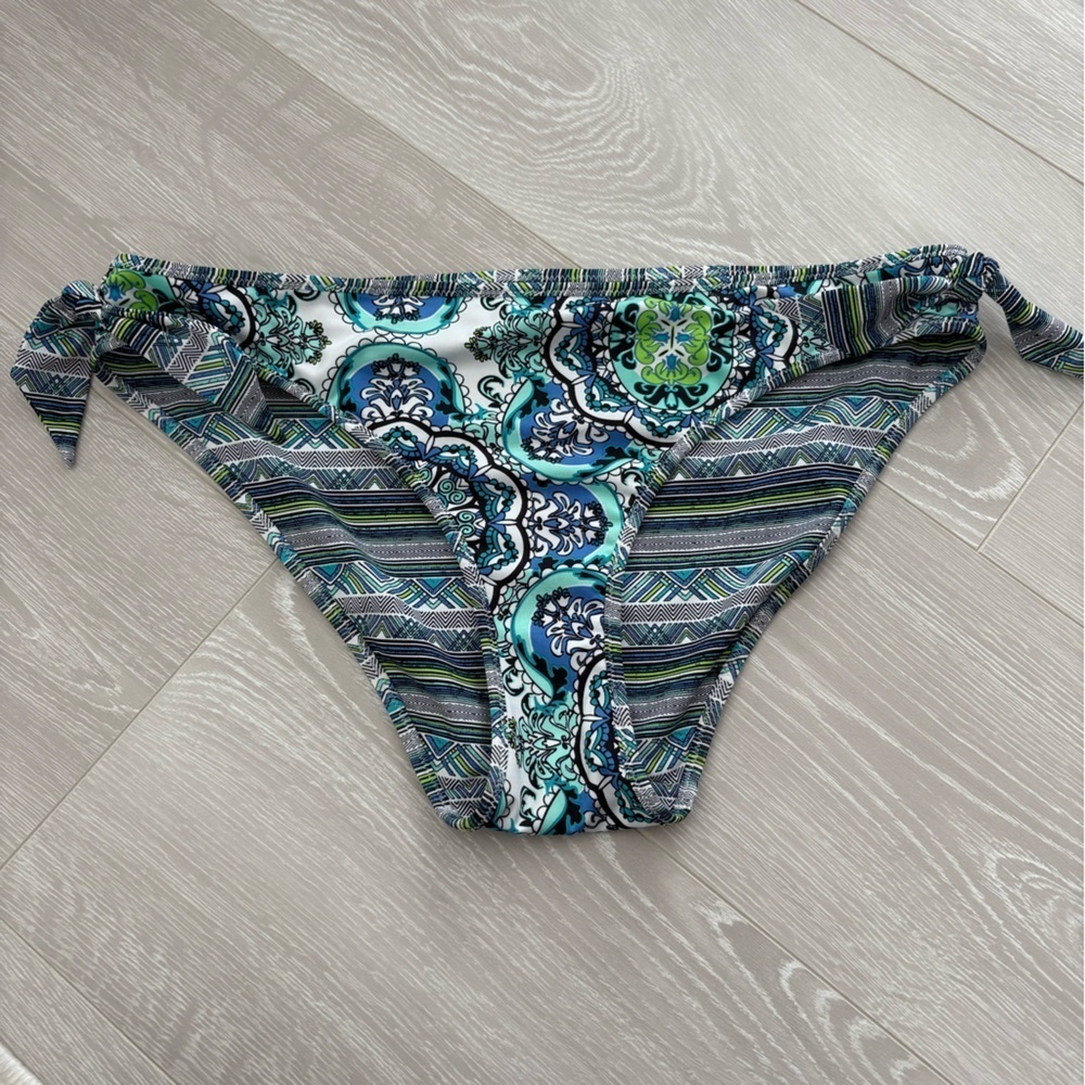 La Vie En Rose Reversible Bikini Bottoms